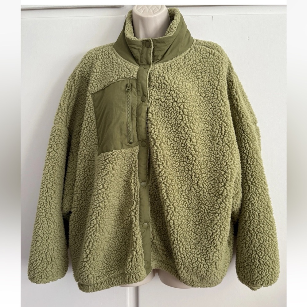Gently Worn Pacsun Oversized Medium Olive Green Snap Up Sherpa Jacket - Picture 2 of 12